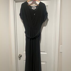 Meghan Flowy Black Women's Dress short with sheer layer NWT